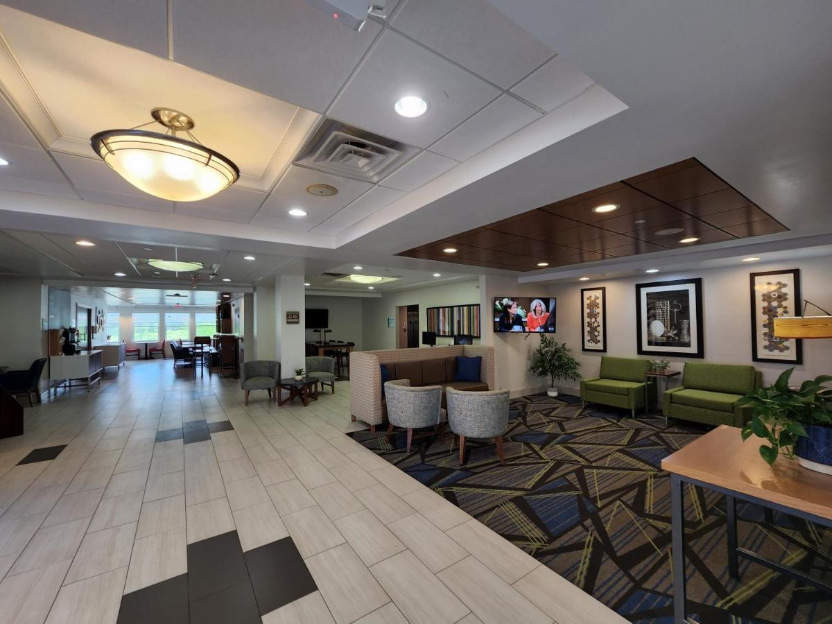 Holiday Inn Express Hotel & Suites Rochester By Ihg Zewnętrze zdjęcie