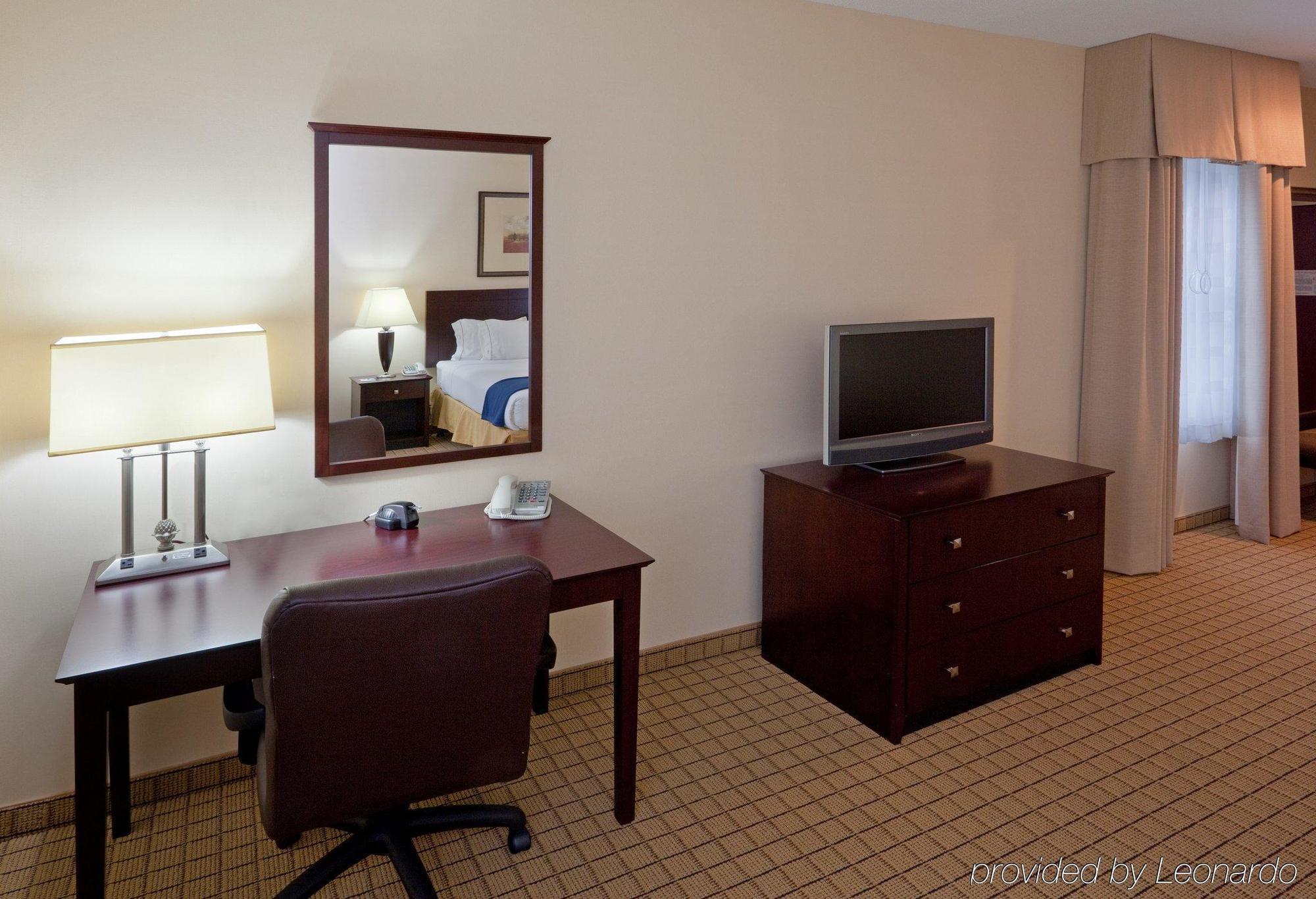 Holiday Inn Express Hotel & Suites Rochester By Ihg Pokój zdjęcie